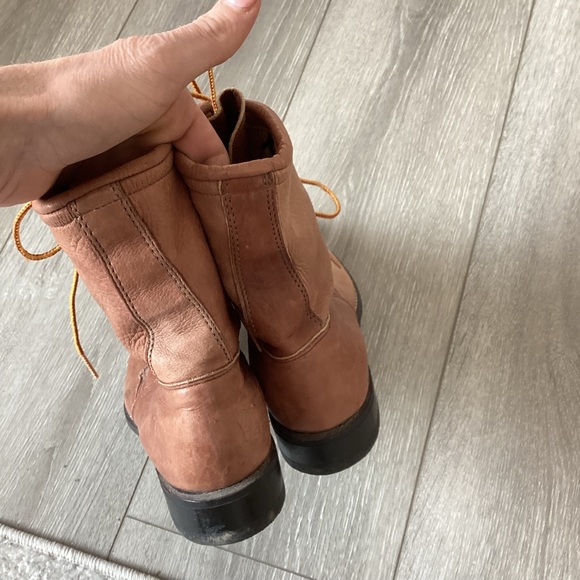 Vintage Laredo Leather Lace Up Riding Boots W/ Fringe Detail at Toe Size 7.5 - Picture 4 of 6